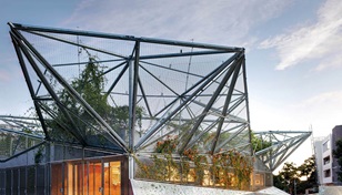 Collins and Turner architects' Waterloo Youth Family and Community Centre was awarded the 2013 National COLORBOND® Award for Steel Architecture at the Australian Institute of Architects' National Architecture Awards in Sydney.